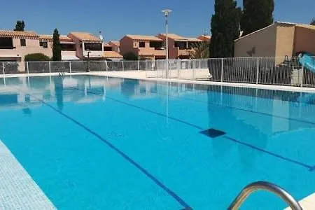 Grand Vue Piscine - Naturiste A 100m *